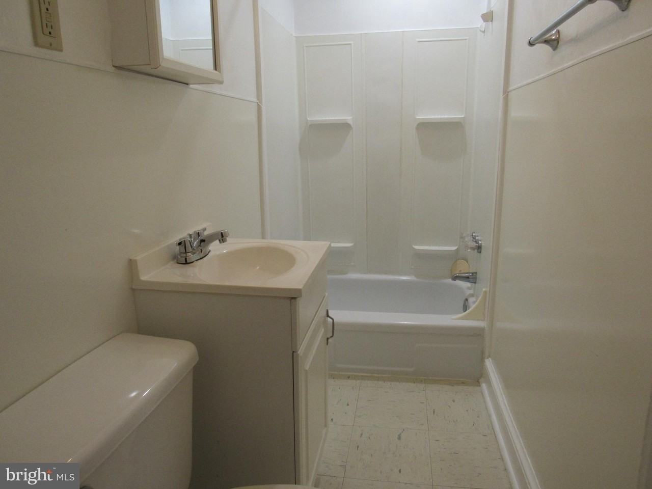 111 N George St Unit B - Photo 6 of 6