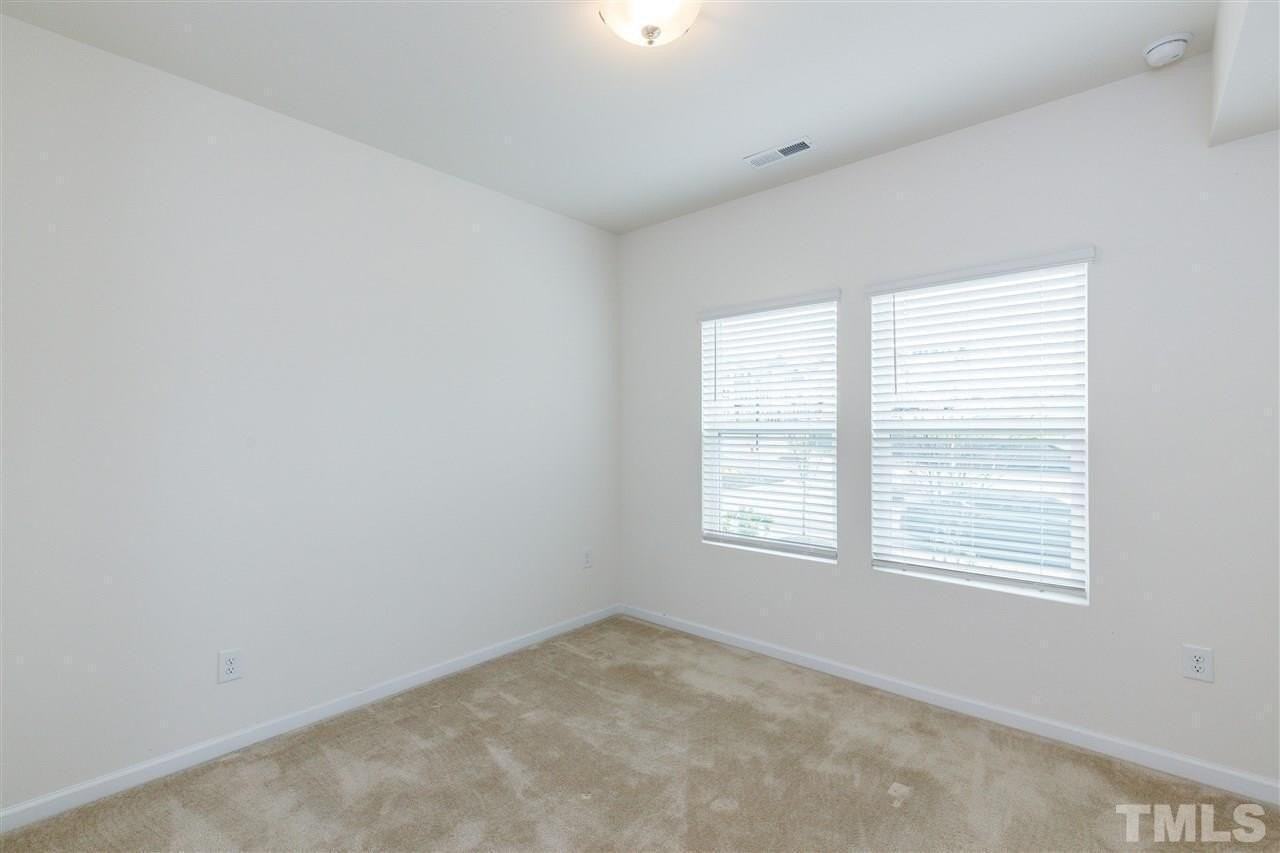 4125 Mahal Ave - Photo 5 of 30