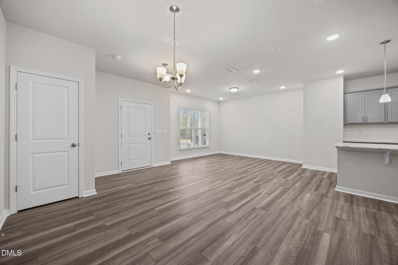 206 Fosterton Cottage Way - Photo 6 of 20