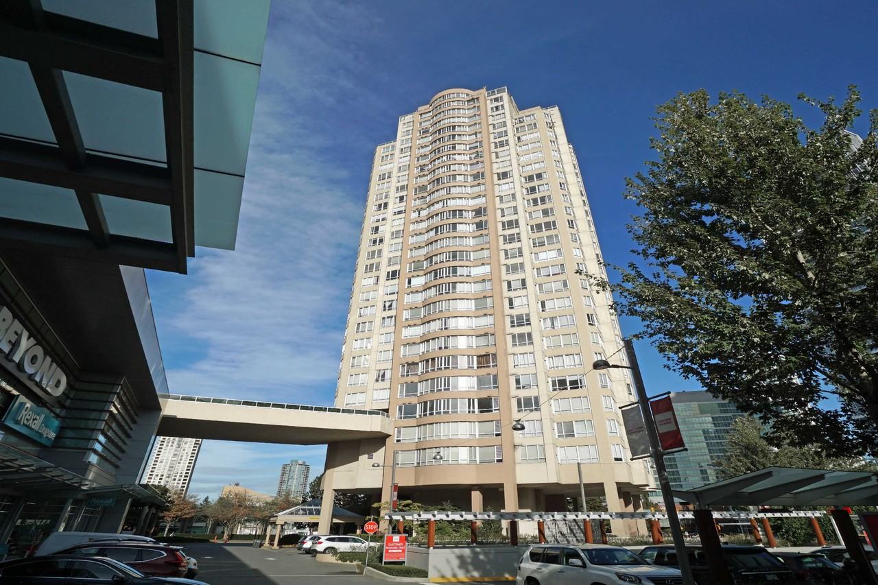 6220 McKay Avenue #1503B - Photo 4 of 24