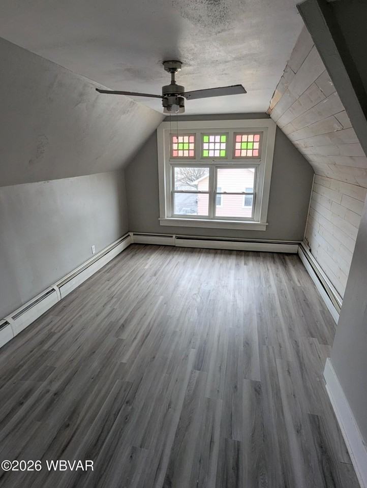 200 E Bald Eagle St - Photo 4 of 12