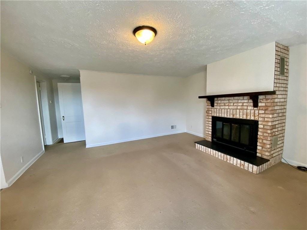 2119 Swallow Hill Rd - Photo 5 of 24