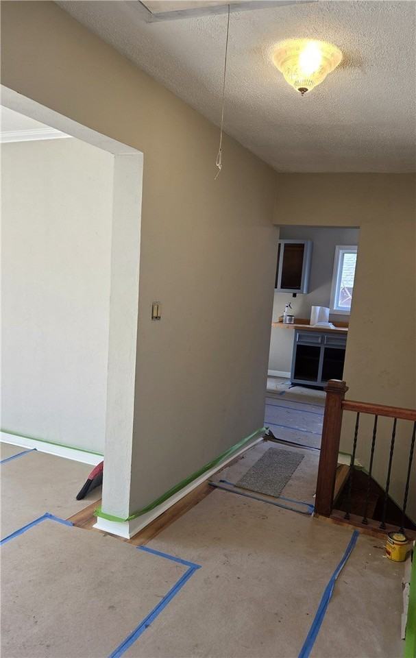 199 Broadway Ave - Photo 7 of 11