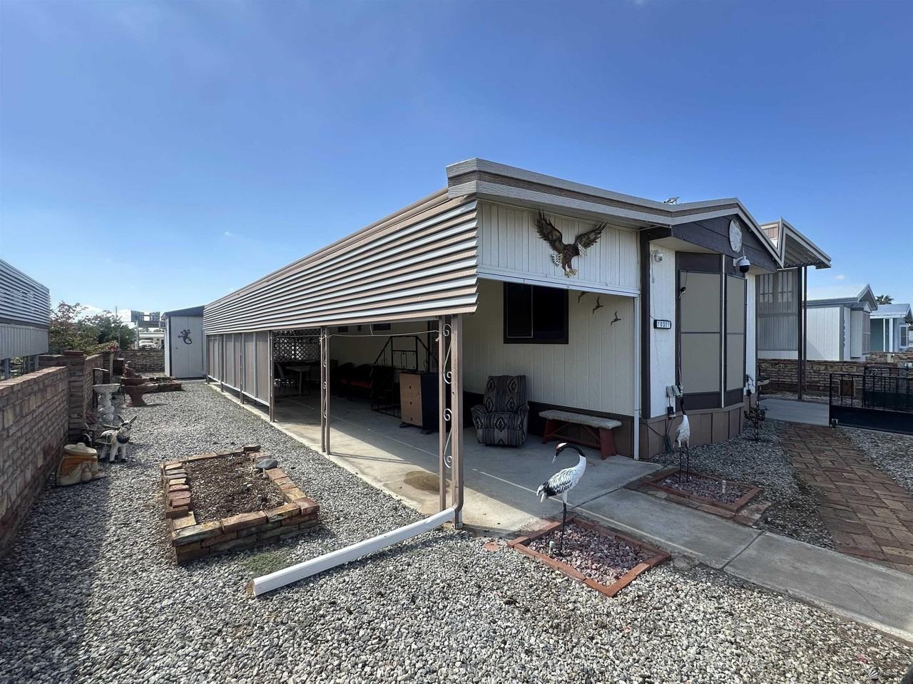 10317 E 31st St - Photo 2 of 24