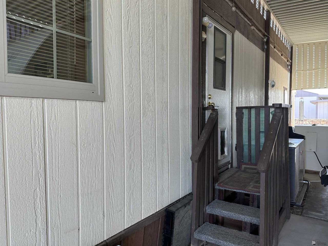 10317 E 31st St - Photo 4 of 24