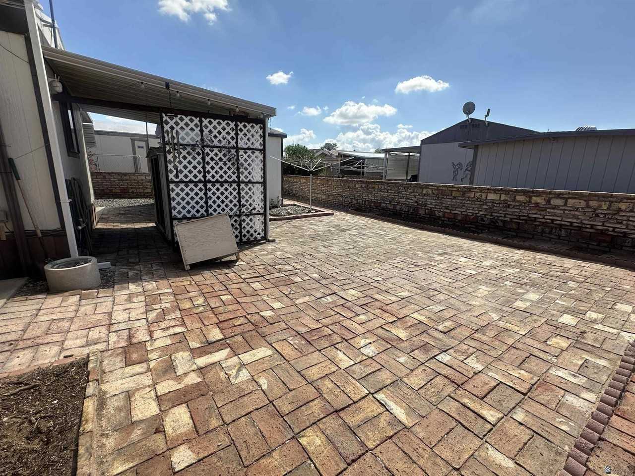 10317 E 31st St - Photo 6 of 24