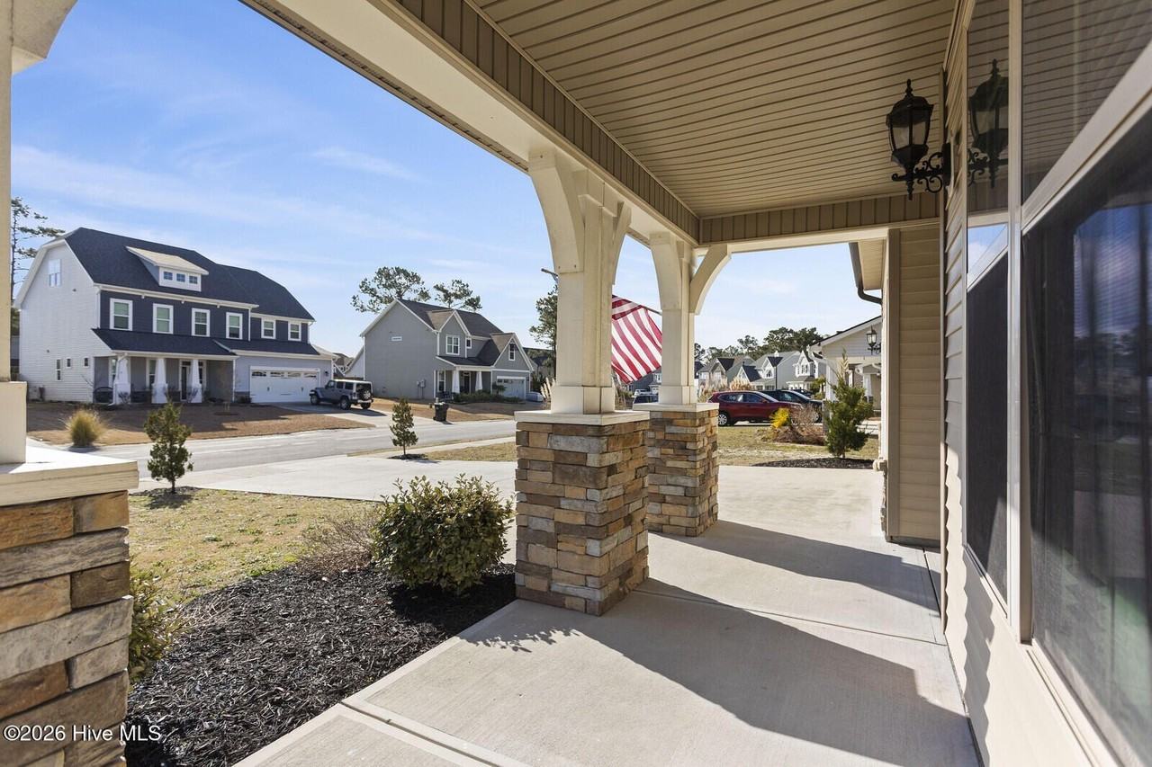 337 Belvedere Dr - Photo 5 of 50