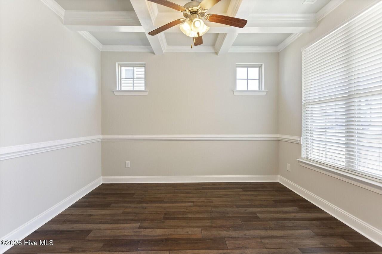 337 Belvedere Dr - Photo 7 of 50