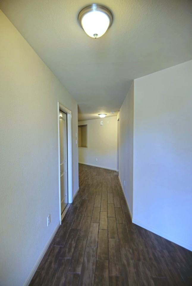 2026 Naplechase Crest Dr - Photo 2 of 25