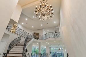 featured image of 15 W Shady Ln