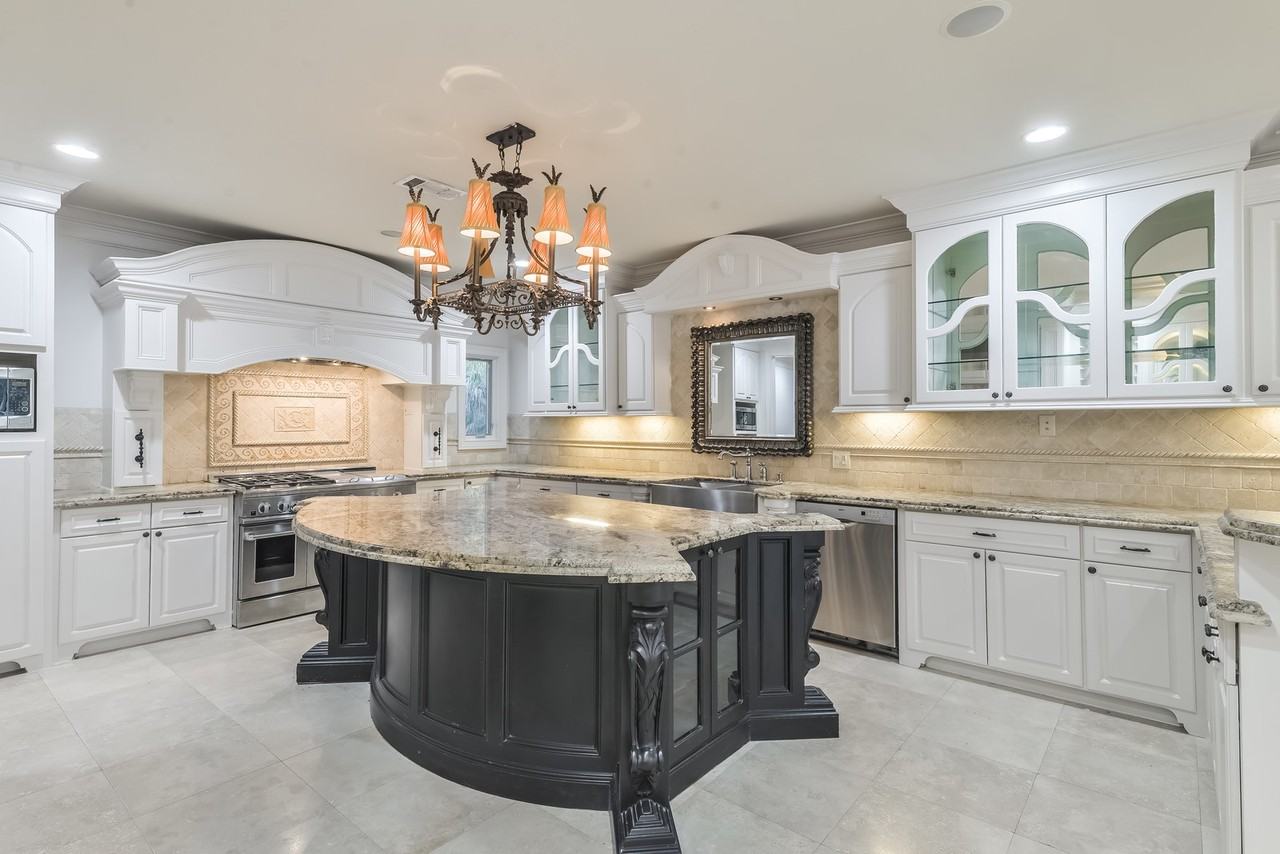 15 W Shady Ln - Photo 6 of 19