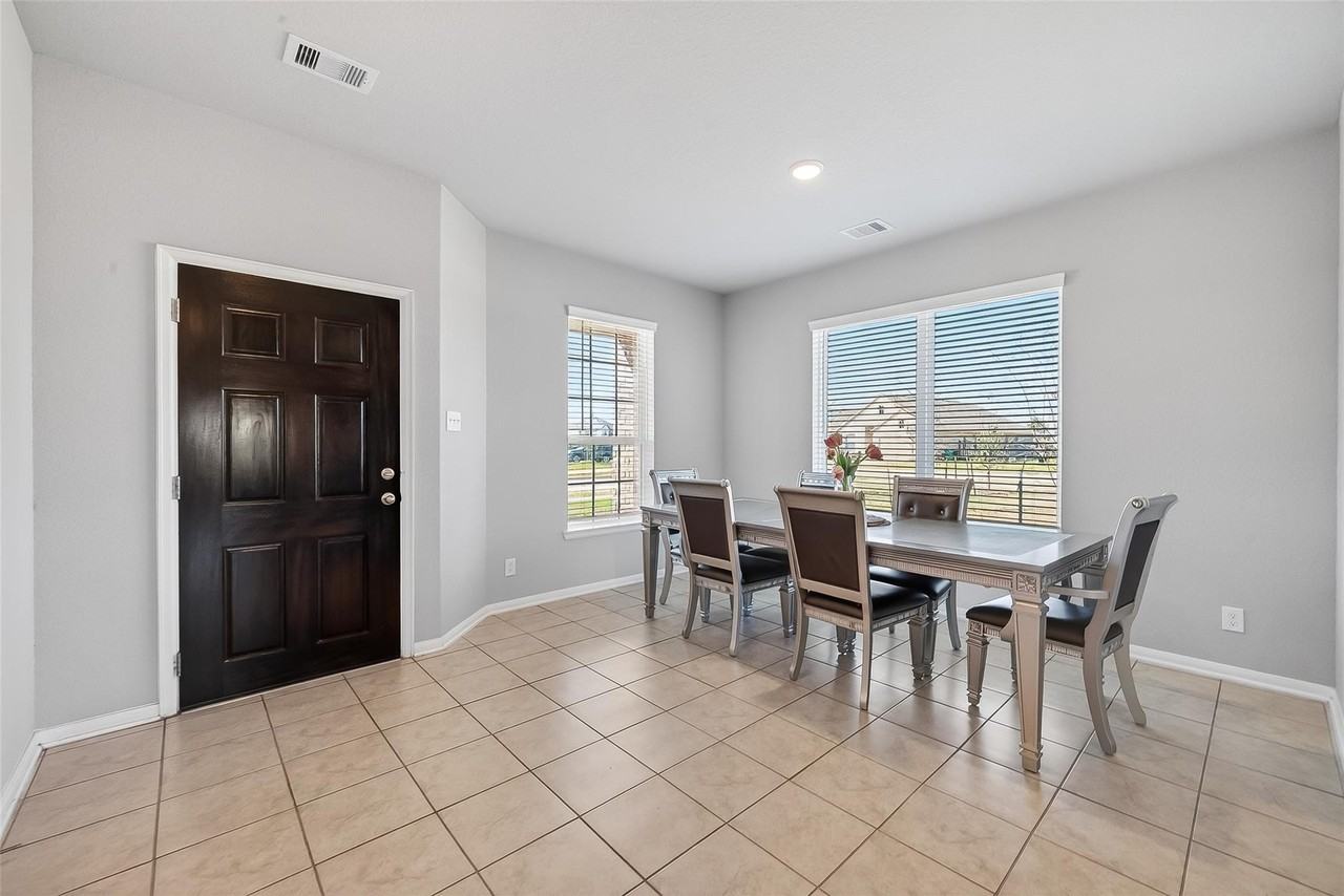 205 Bonita Beach Dr - Photo 5 of 50