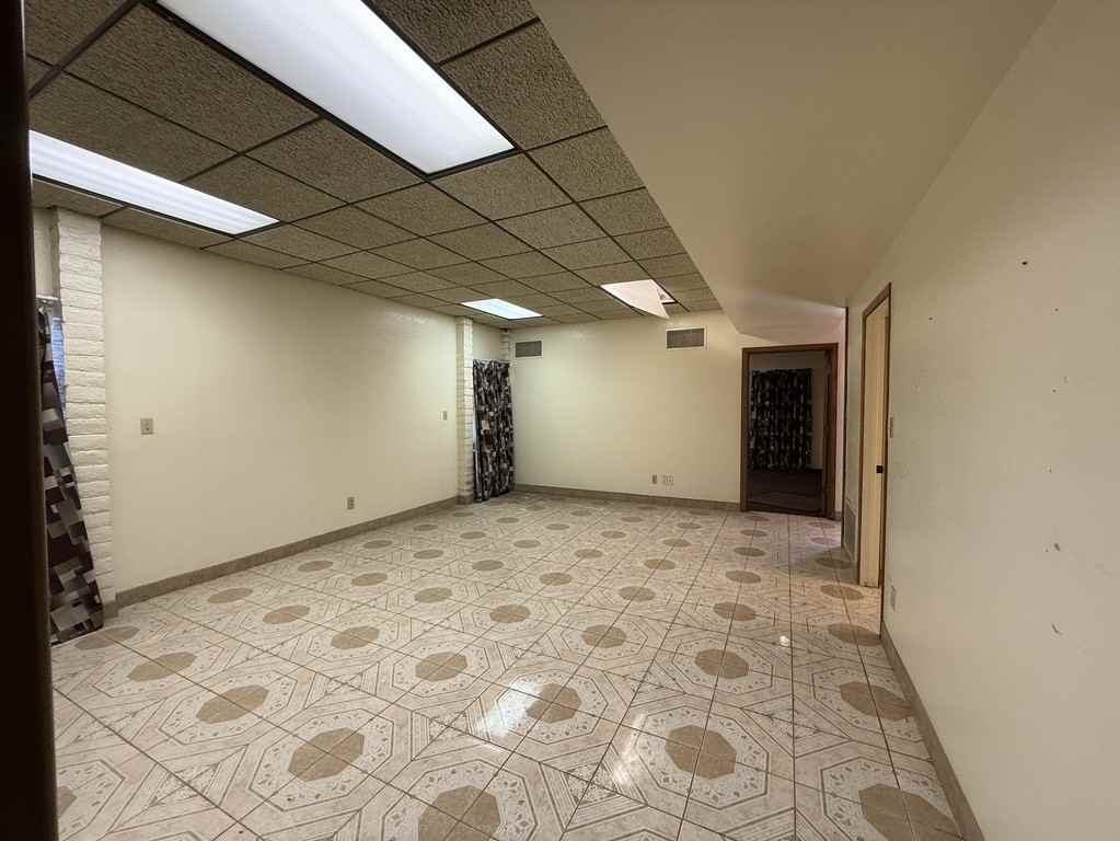 1444 N 16th St - Photo 6 of 43