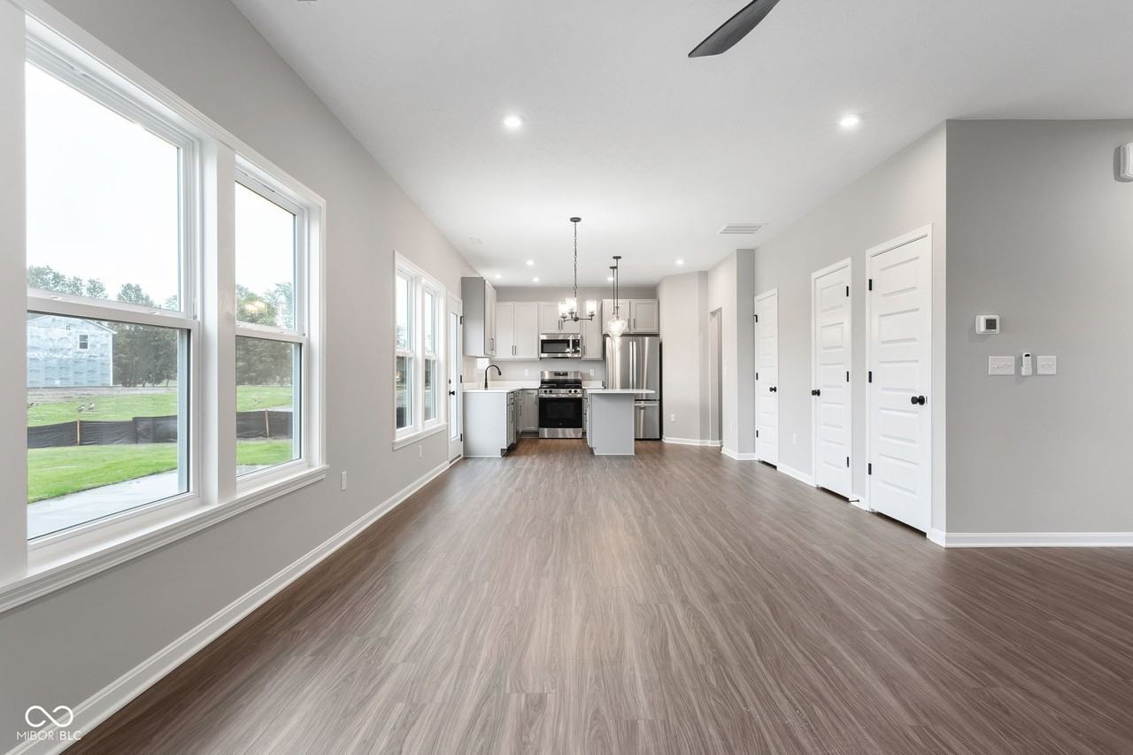 335 Atlas Dr - Photo 7 of 45