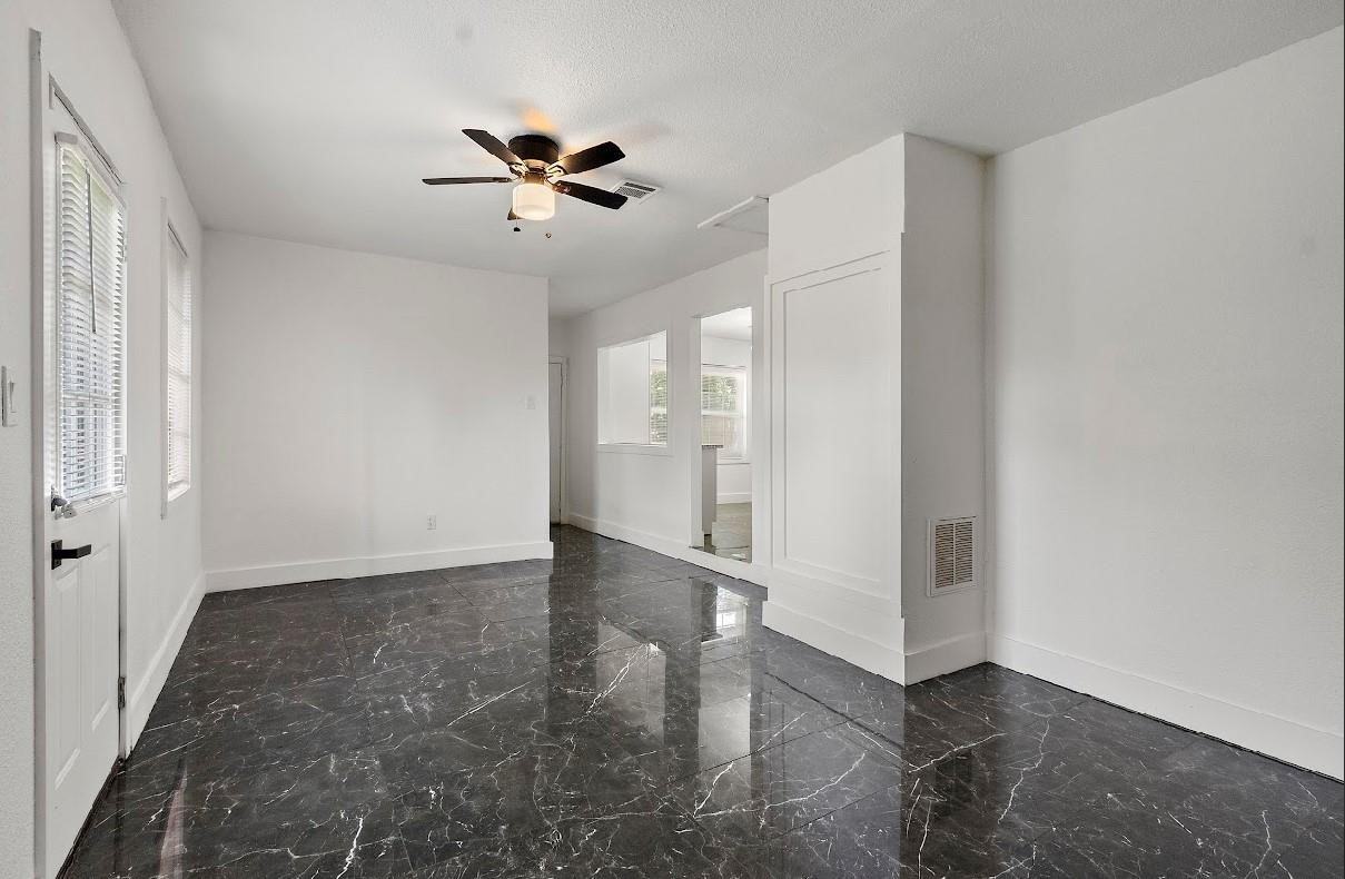 4303 Dacca Dr - Photo 5 of 17