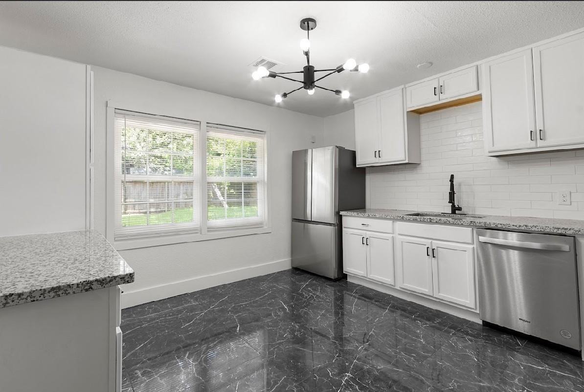 4303 Dacca Dr - Photo 7 of 17