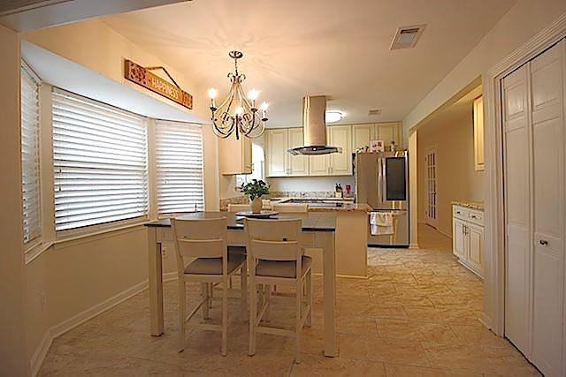 125 9th St - Photo 5 of 23