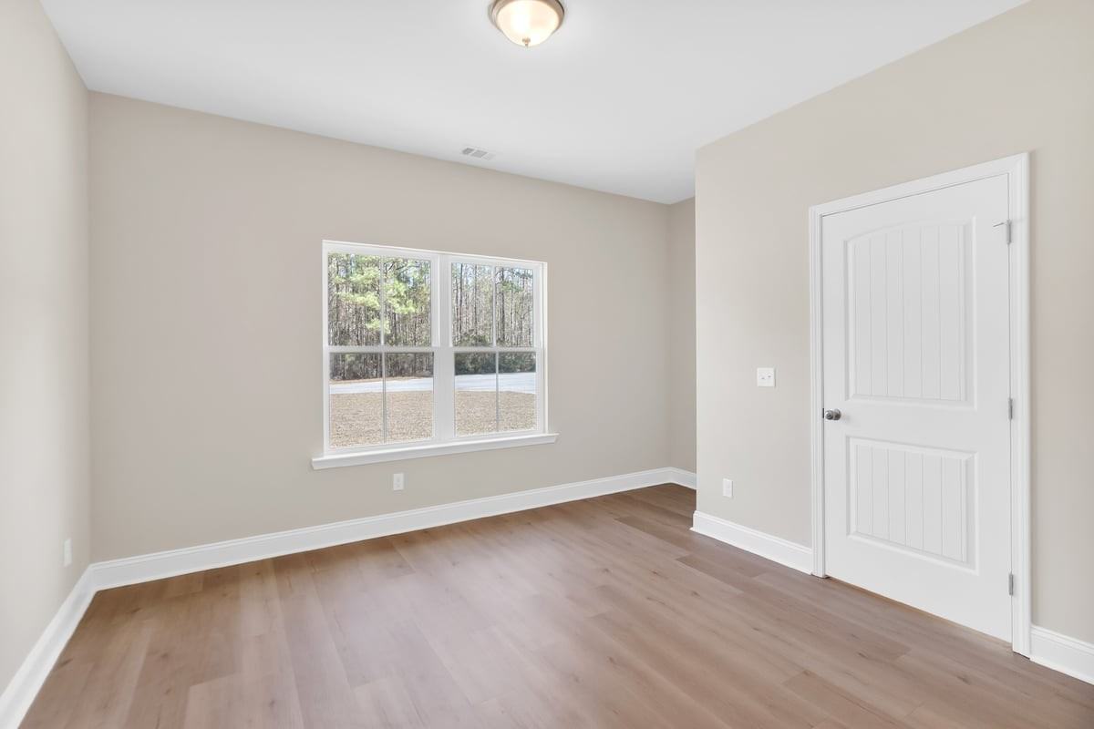 1138 Hanover Ln Ne - Photo 5 of 22