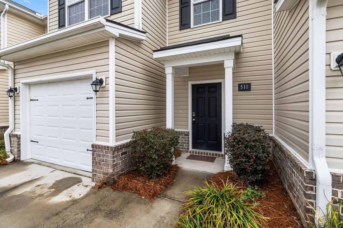 511 Ferguson Ln - Photo 2 of 20