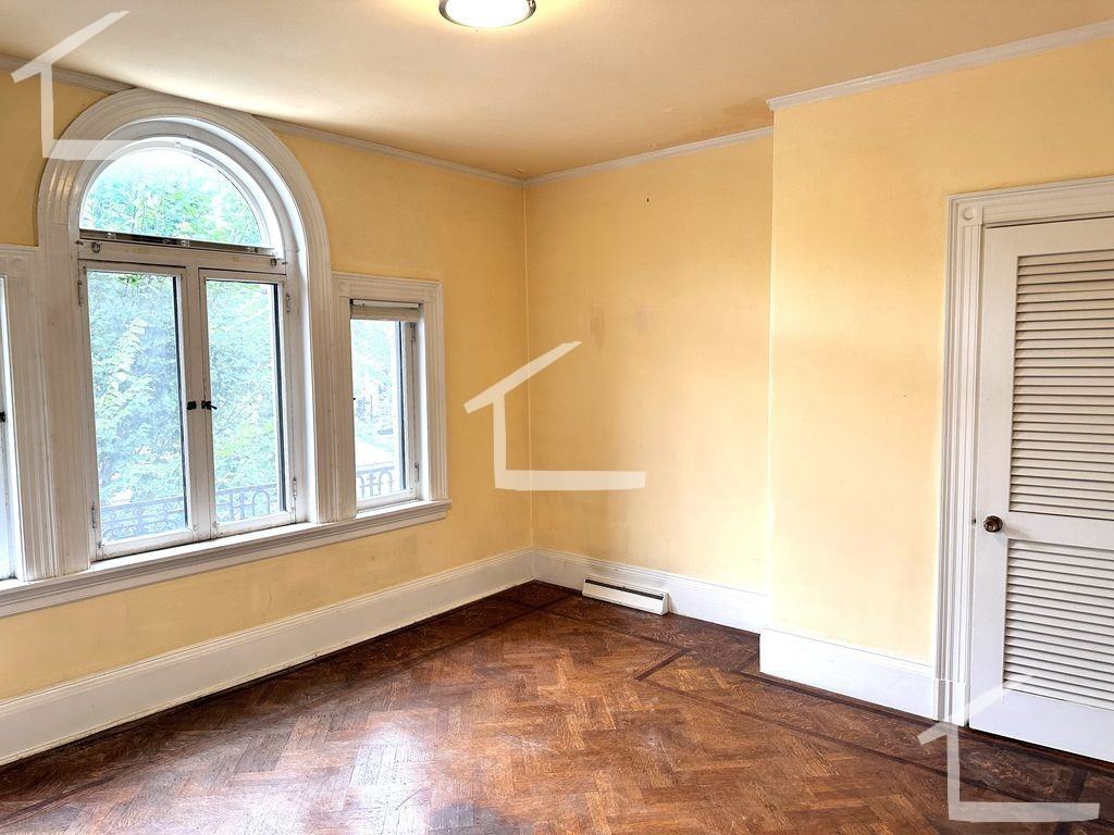 771 Beacon St Apt 923 #2 - Photo 2 of 14