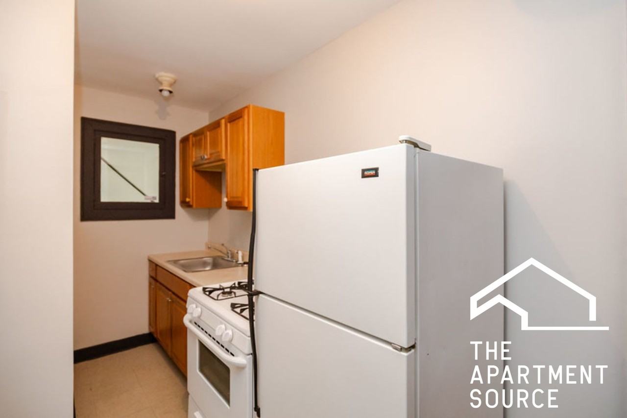 18 E Northwest Hwy #12 - Photo 2 of 6