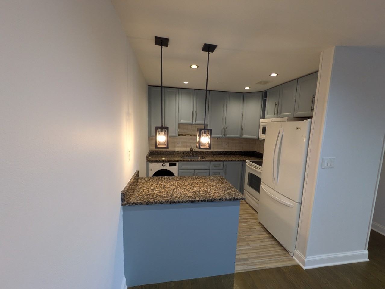 765 Grove Dr #201 - Photo 3 of 29