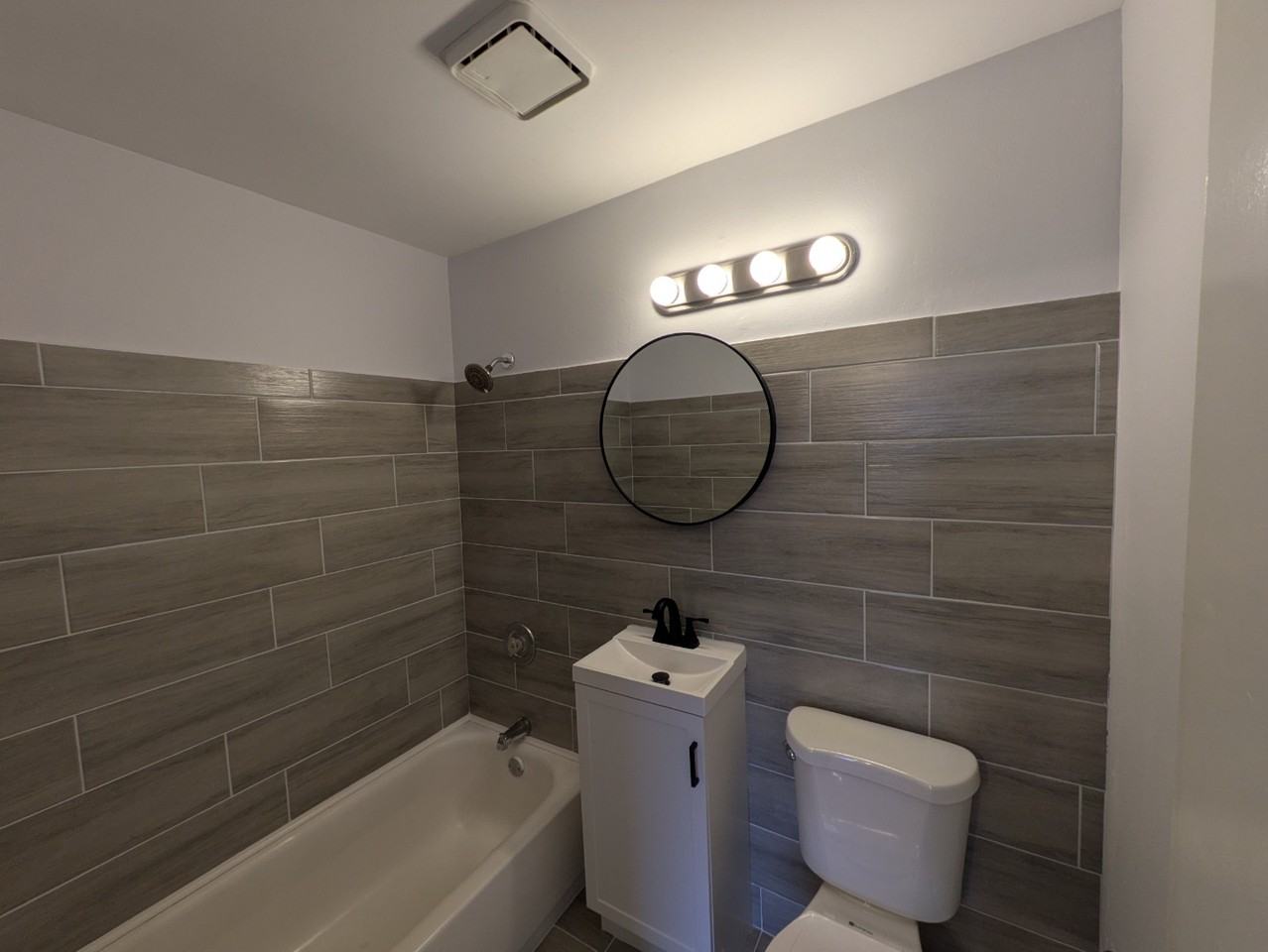 765 Grove Dr #201 - Photo 6 of 29