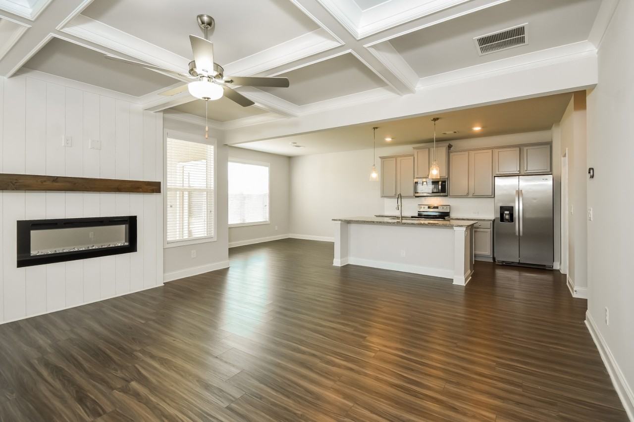 5379 Fox Den Rd - Photo 5 of 45