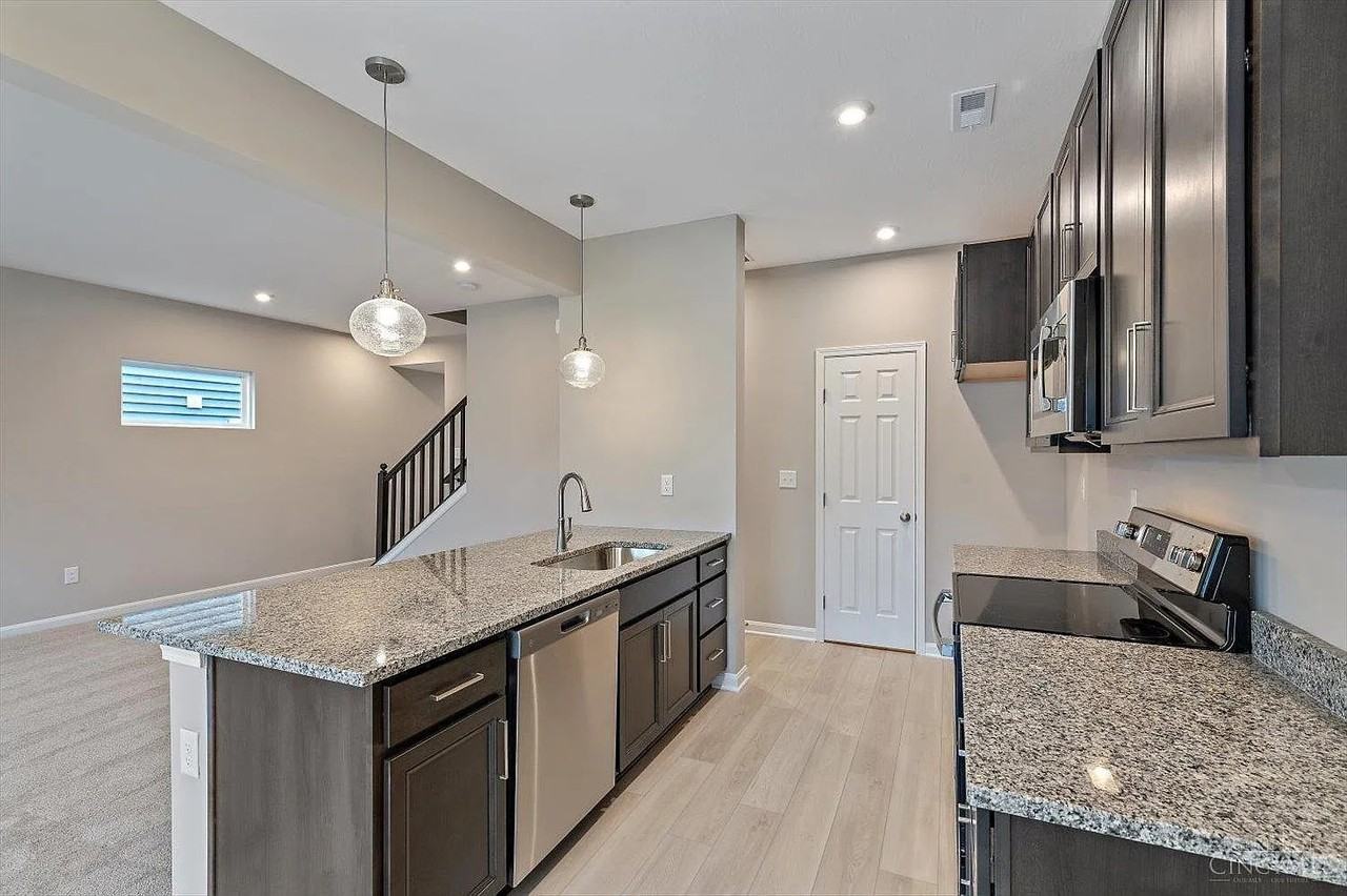 589 Dedication Ln - Photo 3 of 10