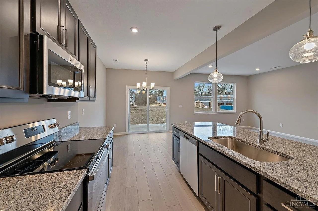 589 Dedication Ln - Photo 4 of 10