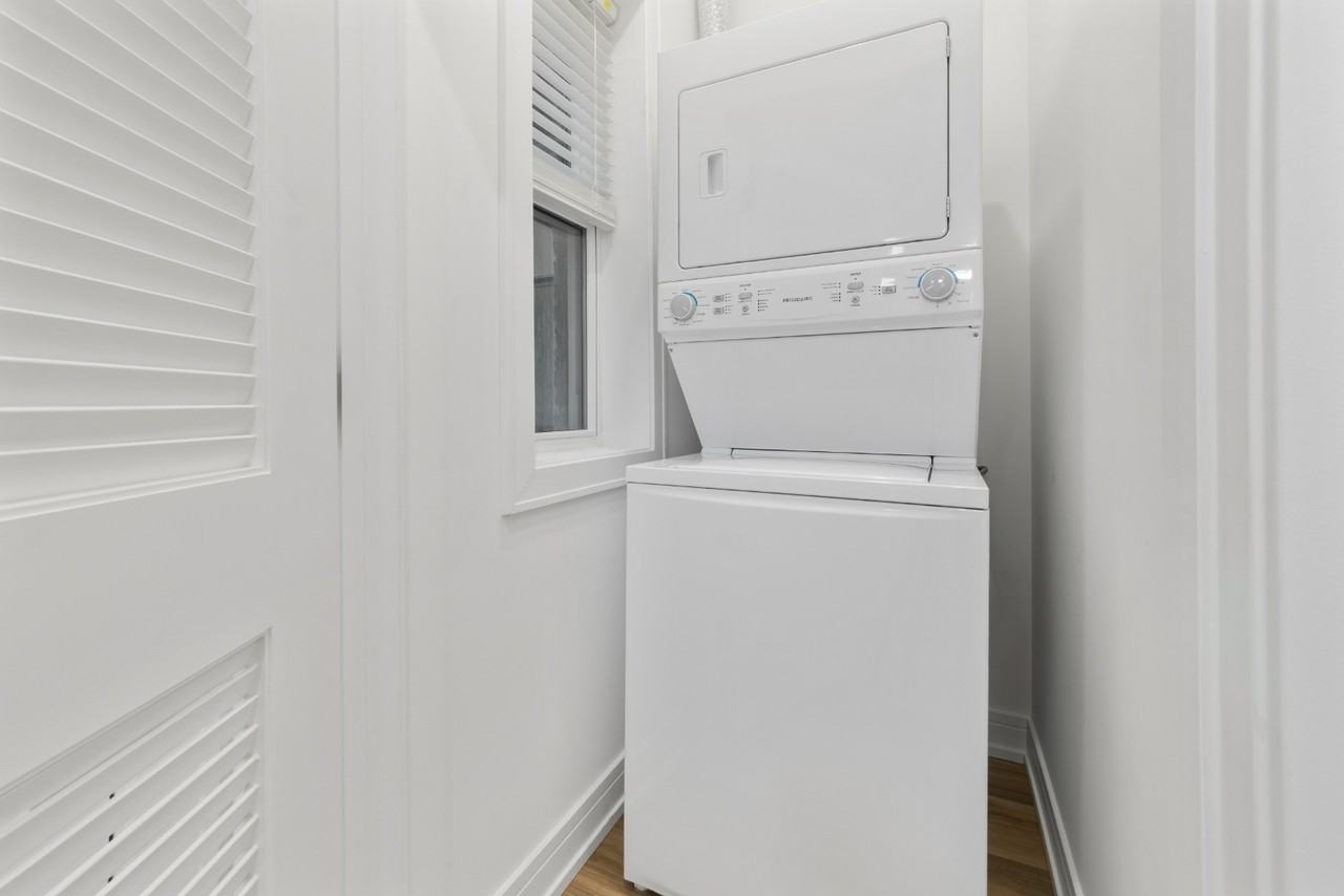 1832 N Springfield Ave #1F - Photo 6 of 6