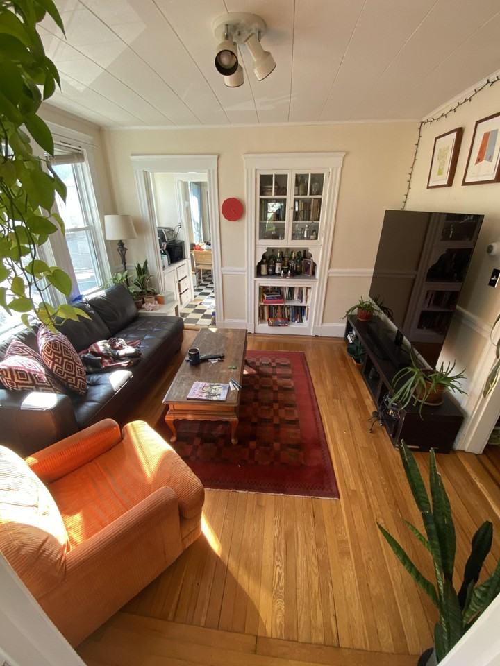 28 Lowell St #1L - Photo 2 of 12