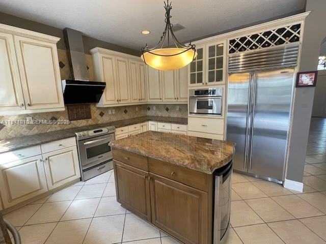 10442 Northwest 60th Place - Photo 4 of 8