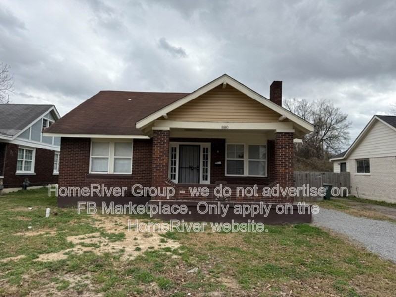 880 N Watkins St - Photo 2 of 5