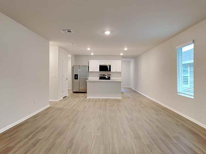 8908 Sw 31st St - Photo 6 of 19