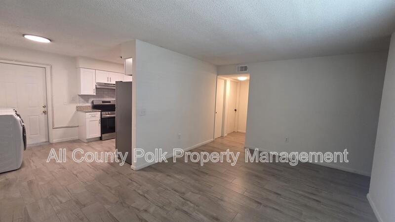 915 Ariana St #1 - Photo 5 of 18