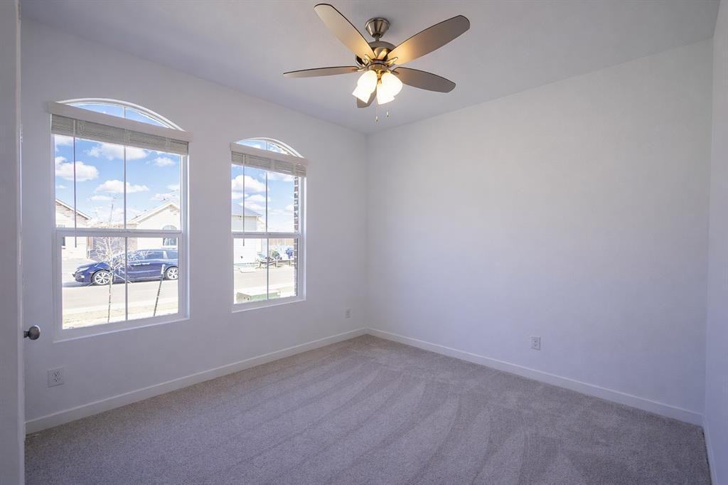 3017 Dutch Rd - Photo 4 of 33