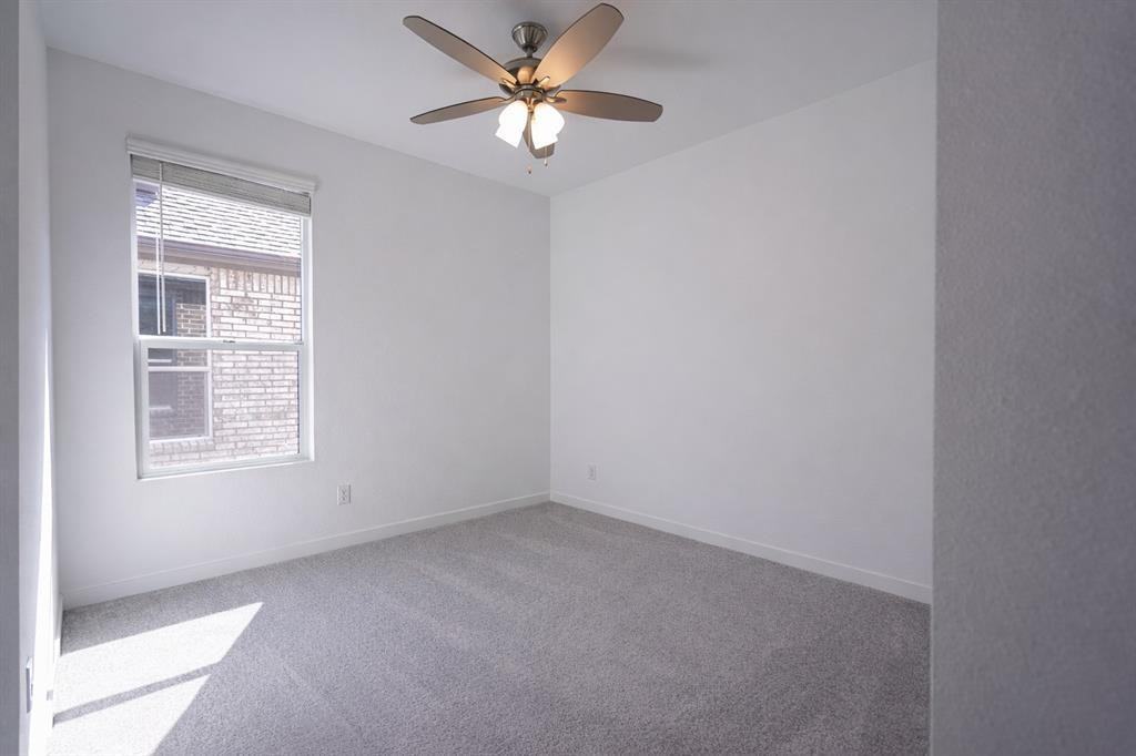 3017 Dutch Rd - Photo 6 of 33