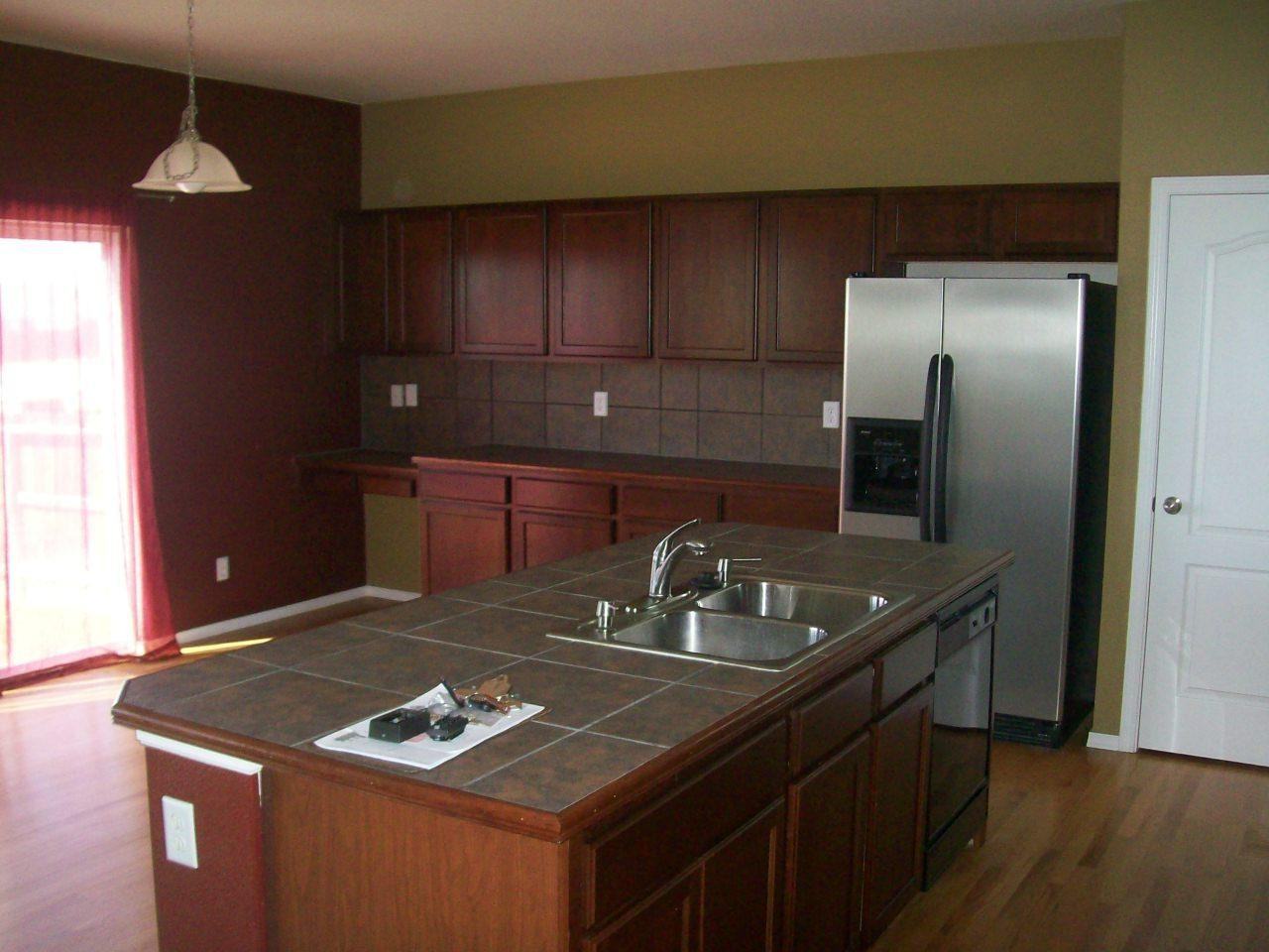 6435 Silverwind Cir - Photo 7 of 14