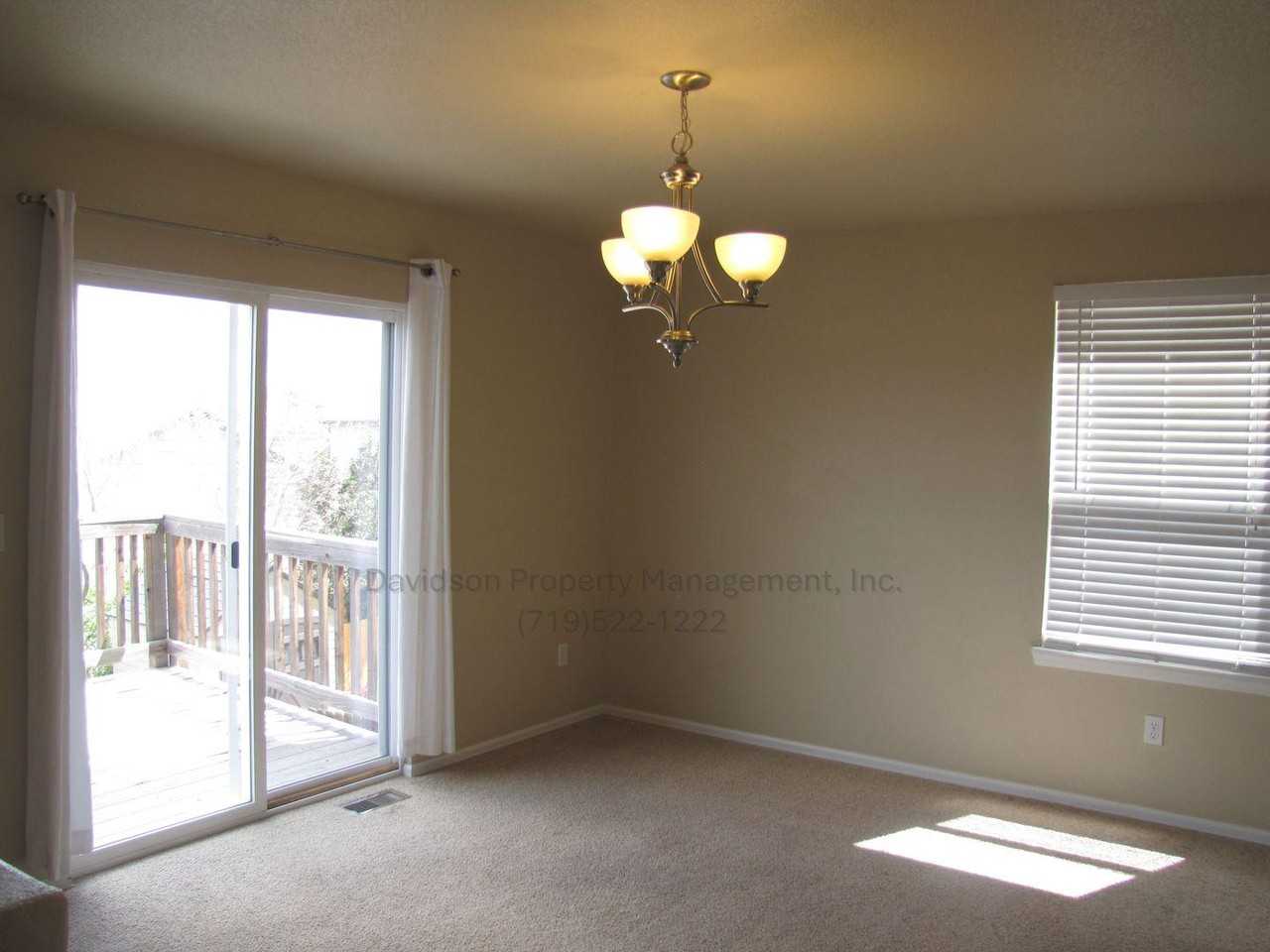7770 Mountain Laurel Dr - Photo 4 of 14