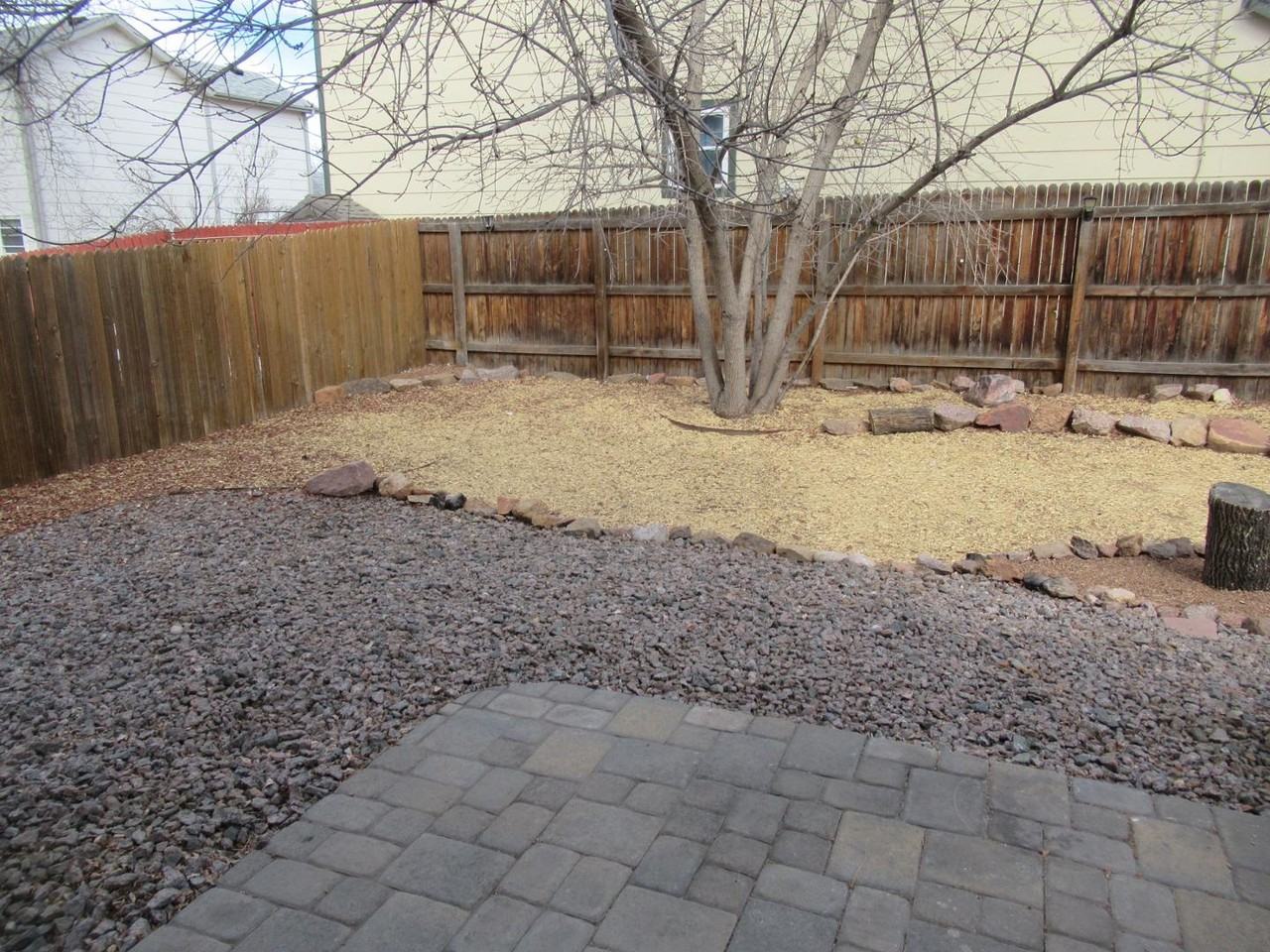 3190 Leoti Dr - Photo 7 of 23