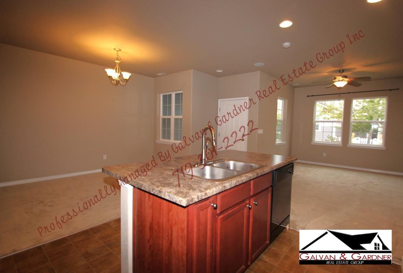 8835 White Prairie Vw - Photo 3 of 15