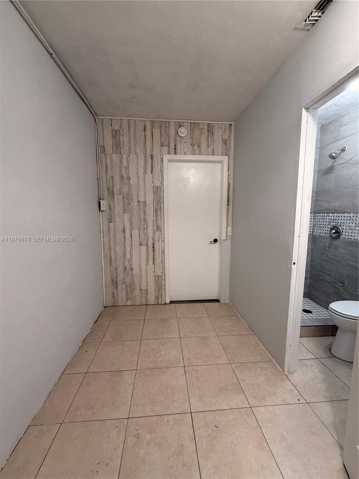 5941 Nw 14th Ct - Photo 2 of 22