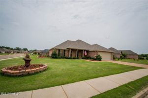 featured image of 100 Millhouse Dr