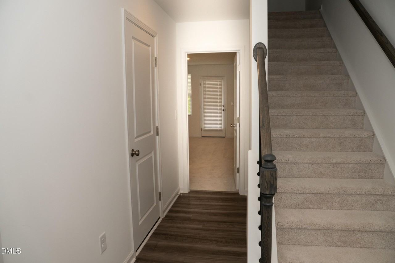 3304 Gypsum Drive - Photo 3 of 11