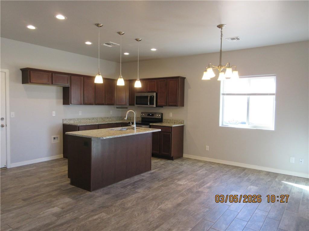 10113 N Black Boot Dr - Photo 3 of 12