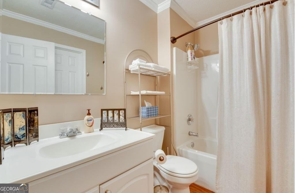 1030 Fountain Glen Dr - Photo 2 of 6