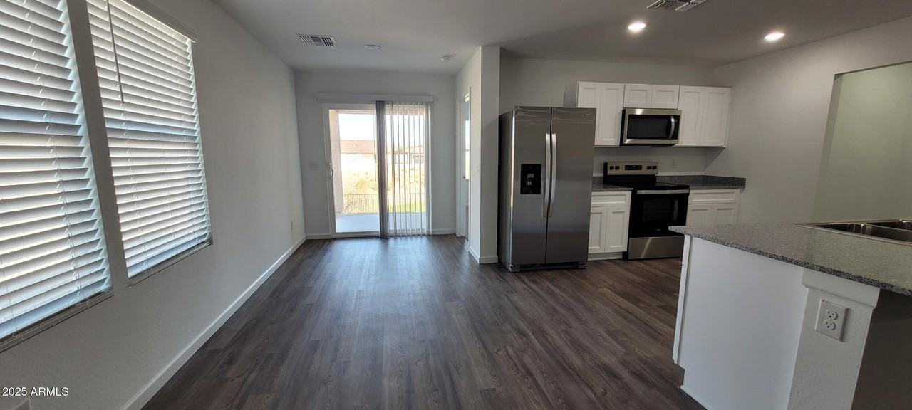 1870 Broken Arrow Dr - Photo 4 of 14