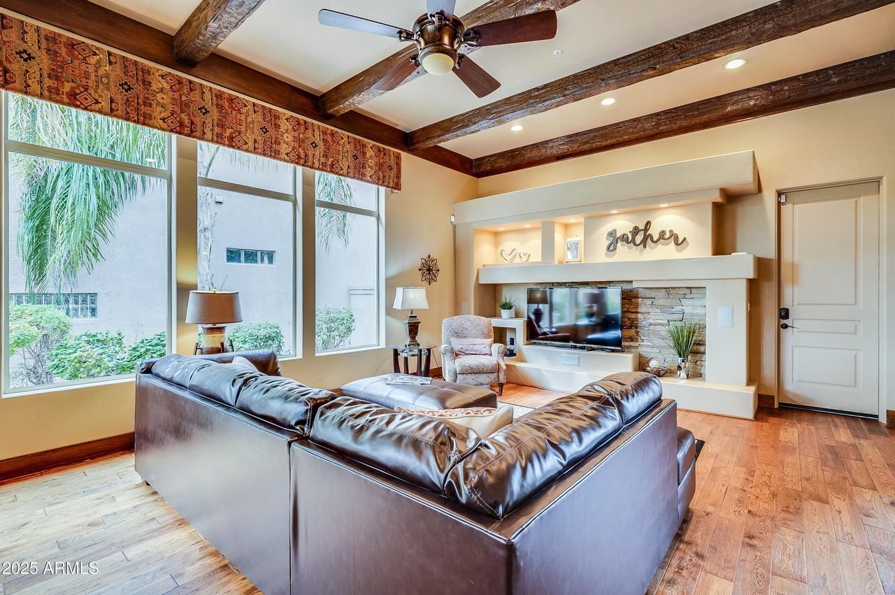 10193 E Bayview Dr - Photo 6 of 44