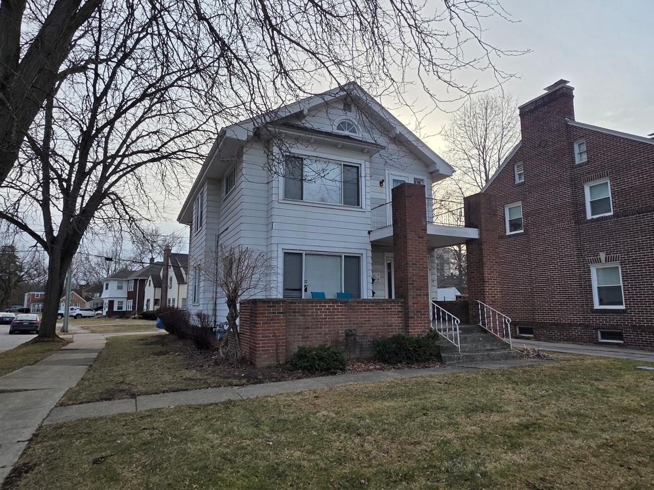 3803 Monroe St - Photo 2 of 19